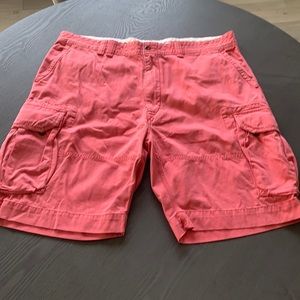 Men's Coral Cargo Shorts